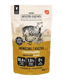 WIEJSKA ZAGRODA Superfoods Lamm mit Ente und Katzenminze feuchte Nahrung für Katzen 100 g