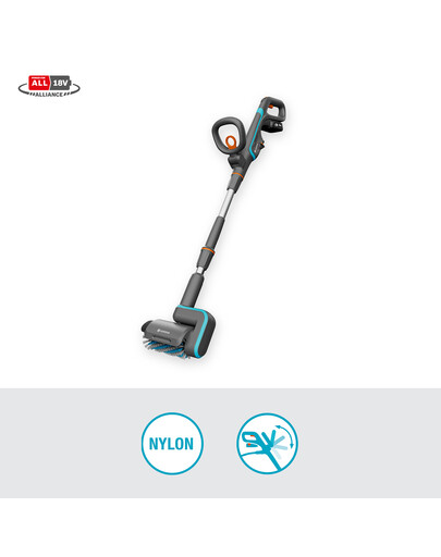 GARDENA Akku-Terrassenbürste AquaBrush Patio 03/18V P4A mit wiederaufladbarer Batterie