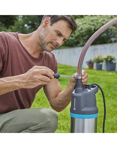 GARDENA Unterwasser-Druckpumpe 5900/4 inox automatic