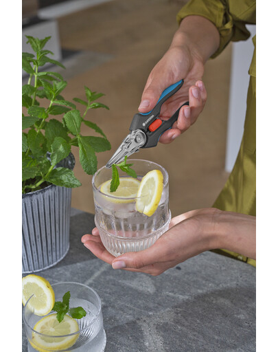 GARDENA GripCut Kräuter- und Gemüseschere