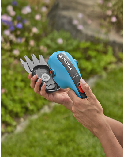 GARDENA Akku-Rasenkantenschneider und Strauchschere ClassicCut Li